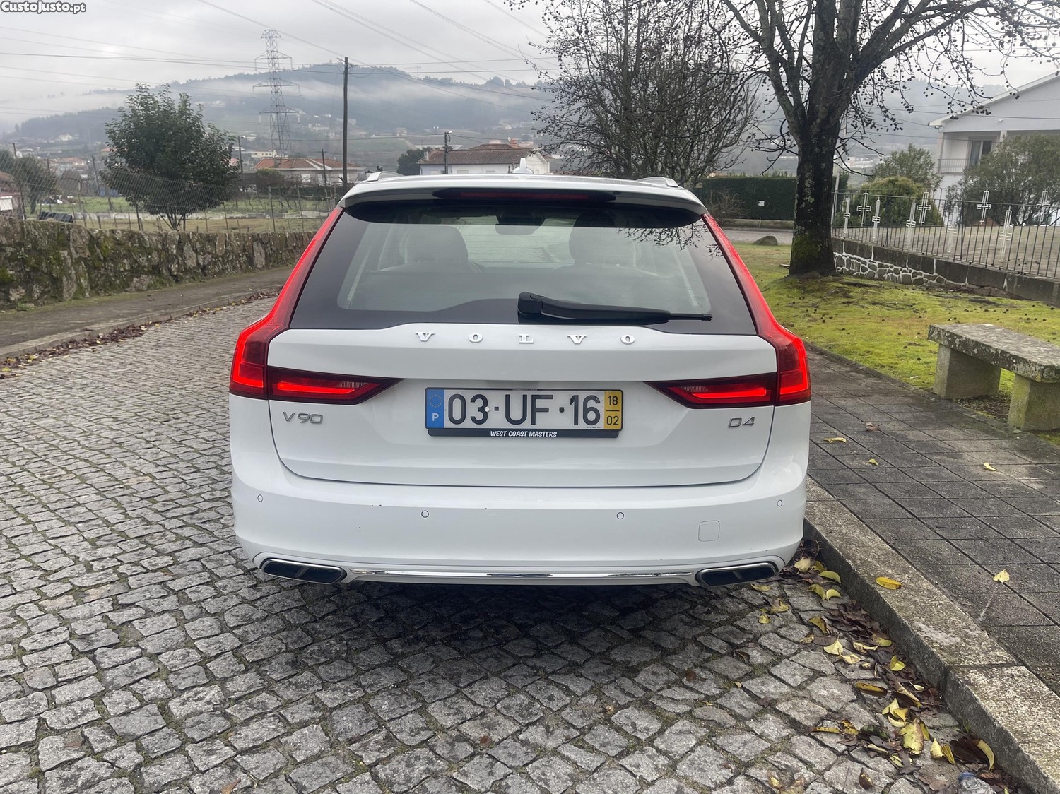 Volvo V90 D4  momentum plus - 18 foto 5