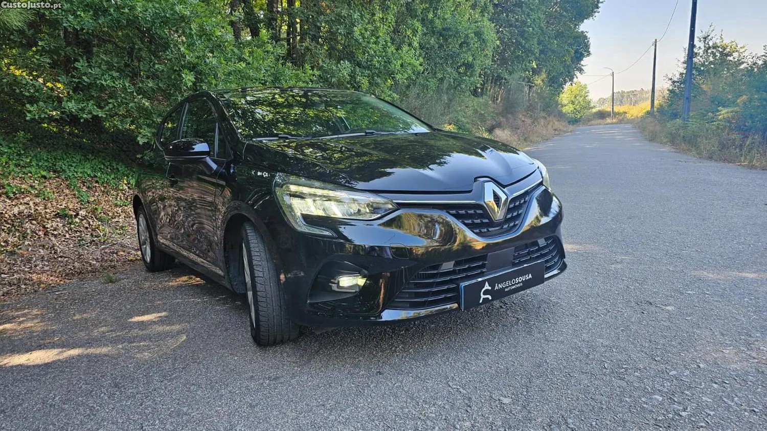 Renault Clio 1.0 TCe Intens — fotografia 11
