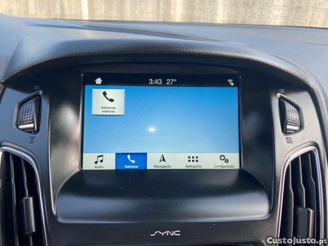 Ford Focus 1.5 TDCi Titanium — fotografia 11