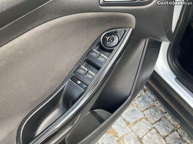 Ford Focus 1.5 TDCi Titanium — fotografia 7