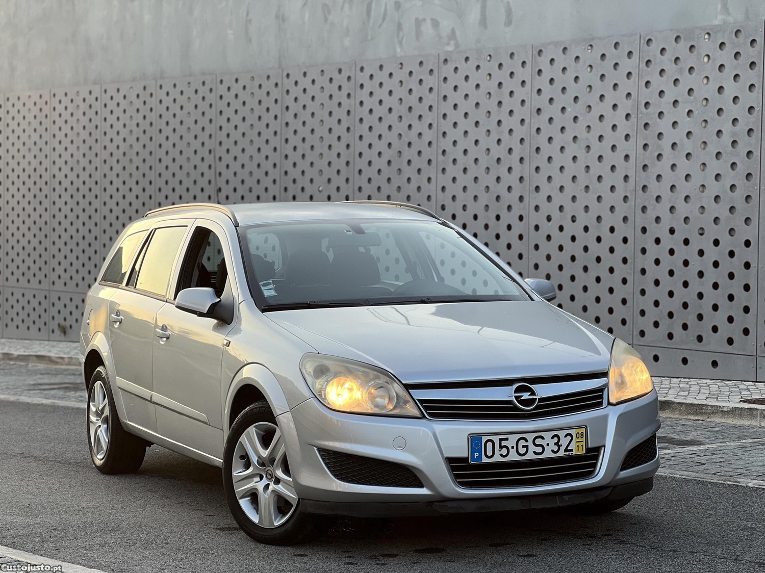 Opel Astra 1.3CDTI Eco Flex — fotografia 9