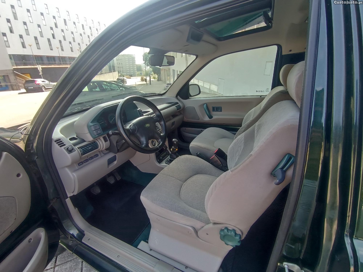 Land Rover Freelander 2.0 DI sport — fotografia 10