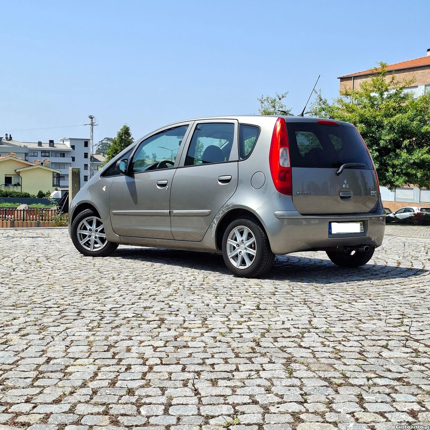 Mitsubishi Colt 1.1 Planet — fotografia 15