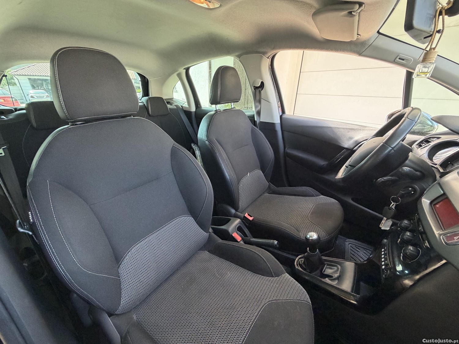 Citroën C3 1.2 VTI Seduction — fotografia 8