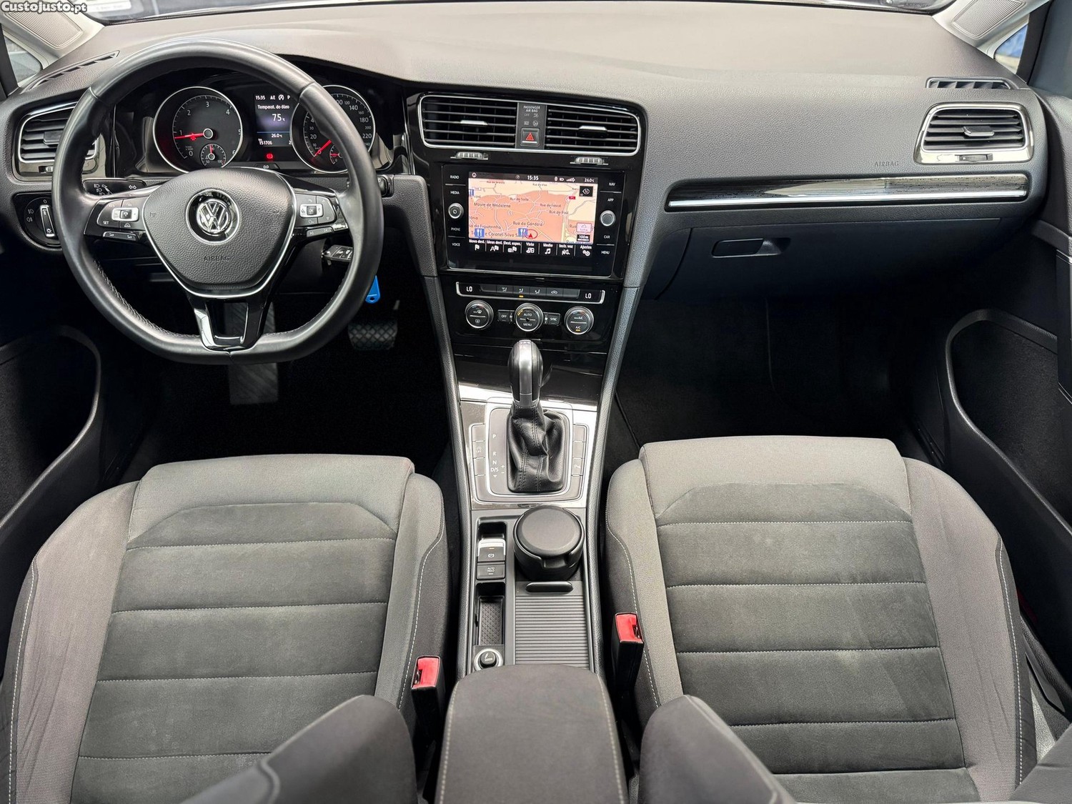 Volkswagen Golf 1.6 TDI Highline DSG — fotografia 29