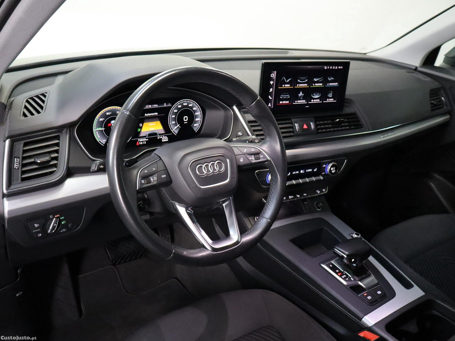 Audi Q5 50 TFSIe quattro S tronic — fotografia 19