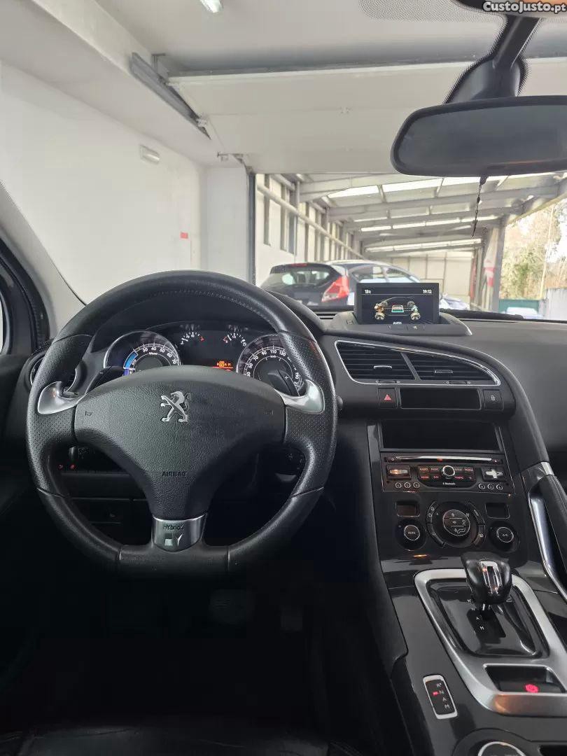 Peugeot 3008 2.0 hdi hybrid4 88g — fotografia 9