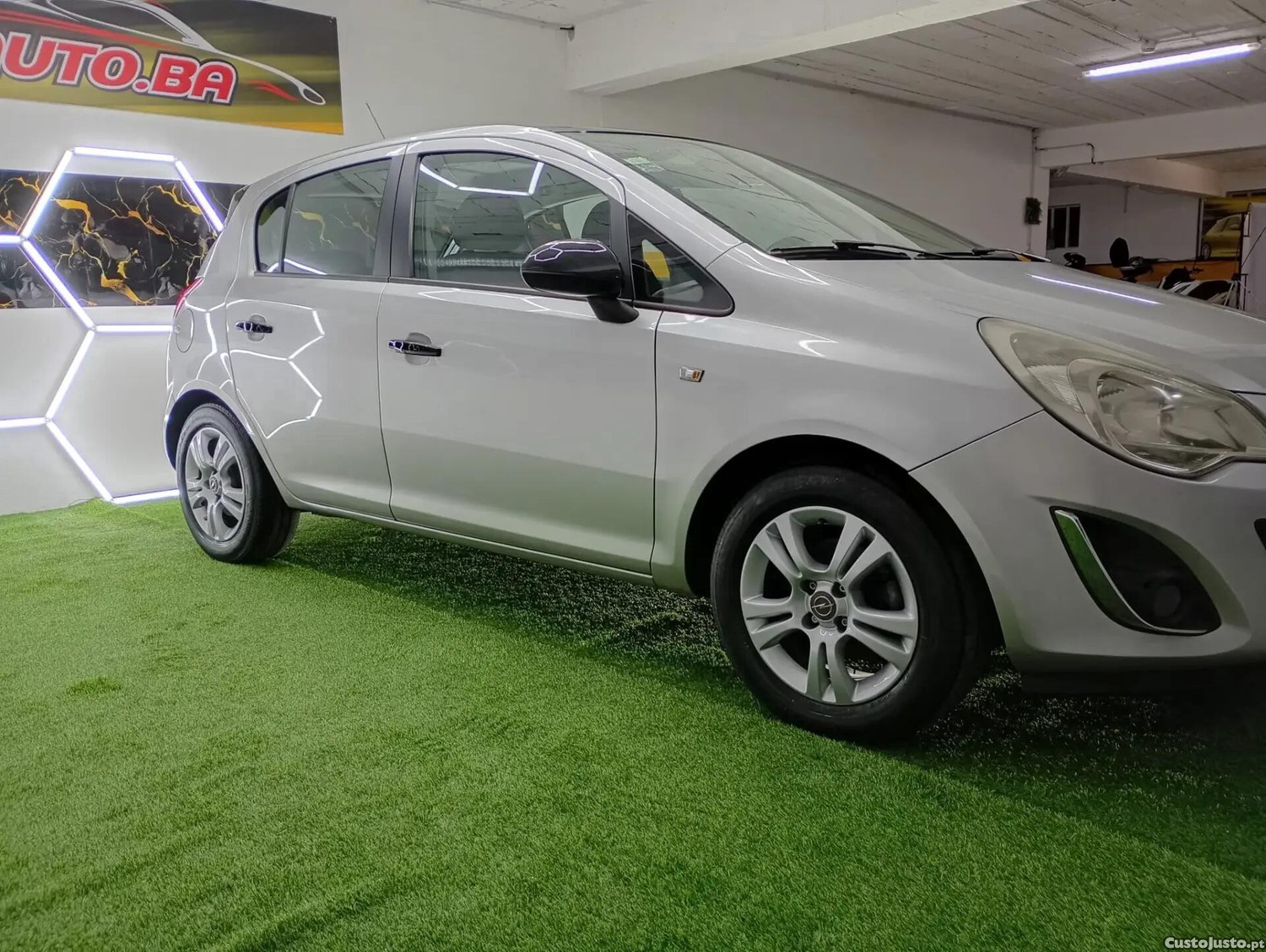 Opel Corsa 1.2 City FlexFuel — fotografia 19