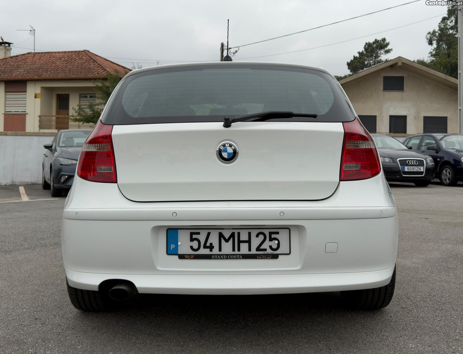BMW 118 d — fotografia 16