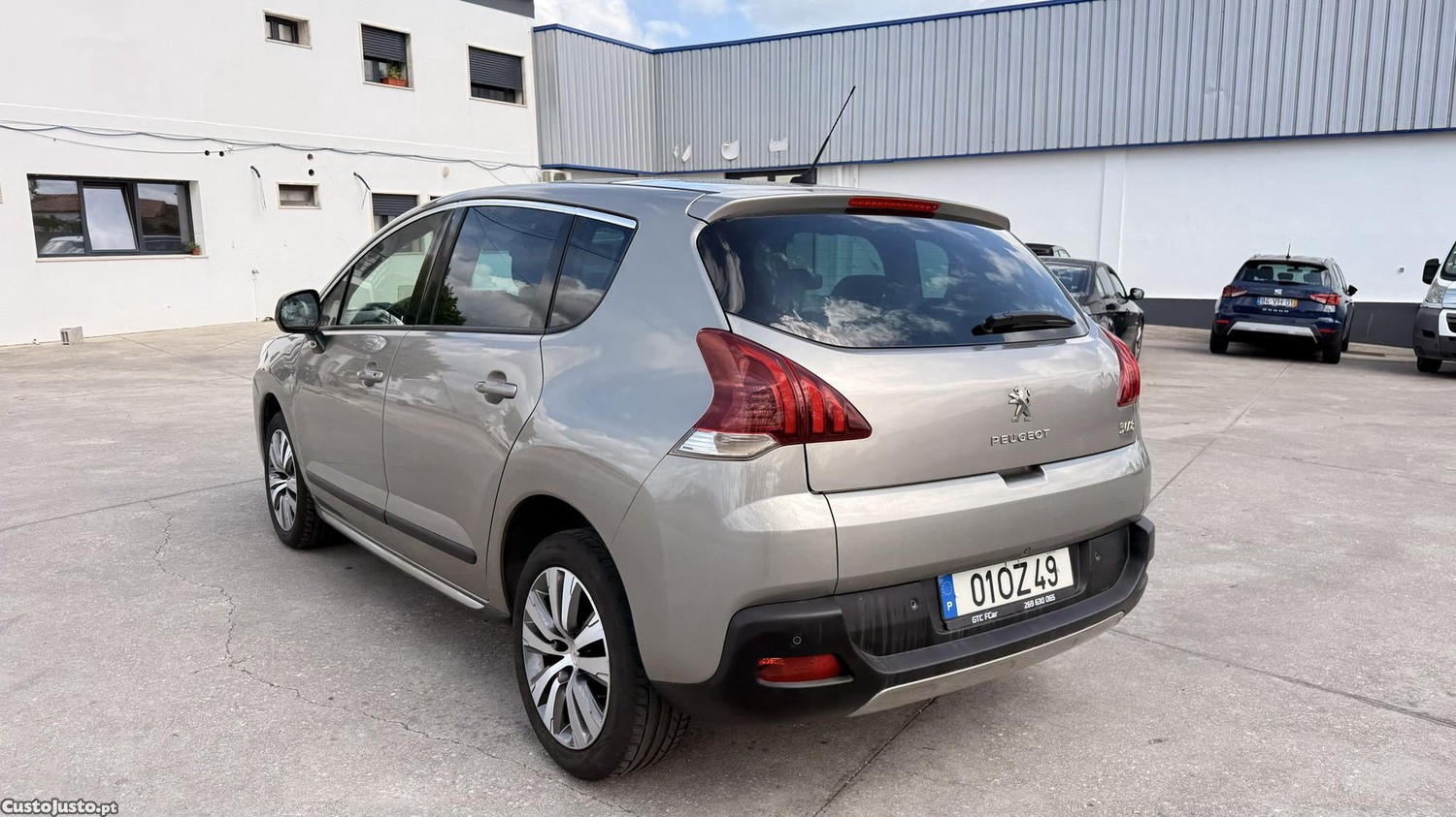 Peugeot 3008 1.6 HDI de 2014 — fotografia 13