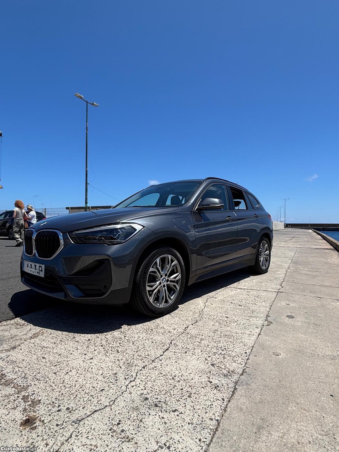 BMW X1 Xdrive25e — fotografia 4