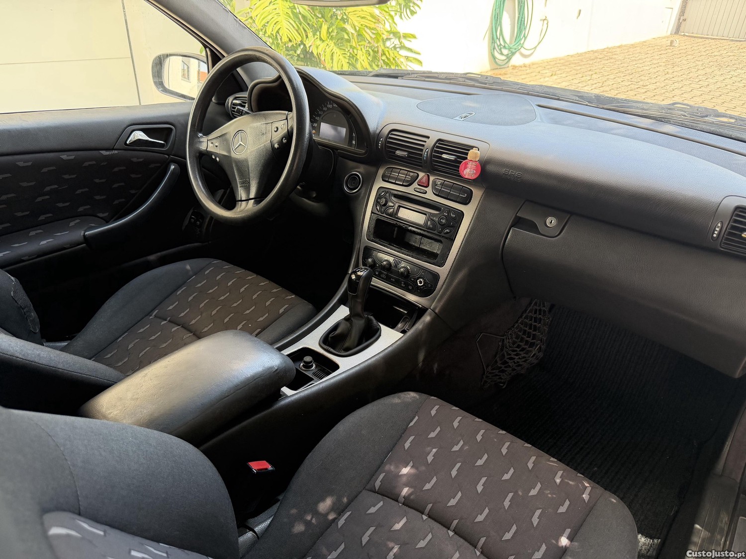 Mercedes-Benz C 220 Cdi — fotografia 8