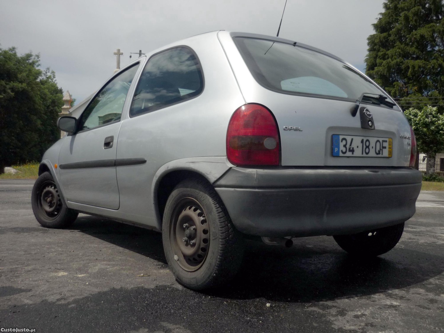 Opel Corsa 1.2i 16V — fotografia 6