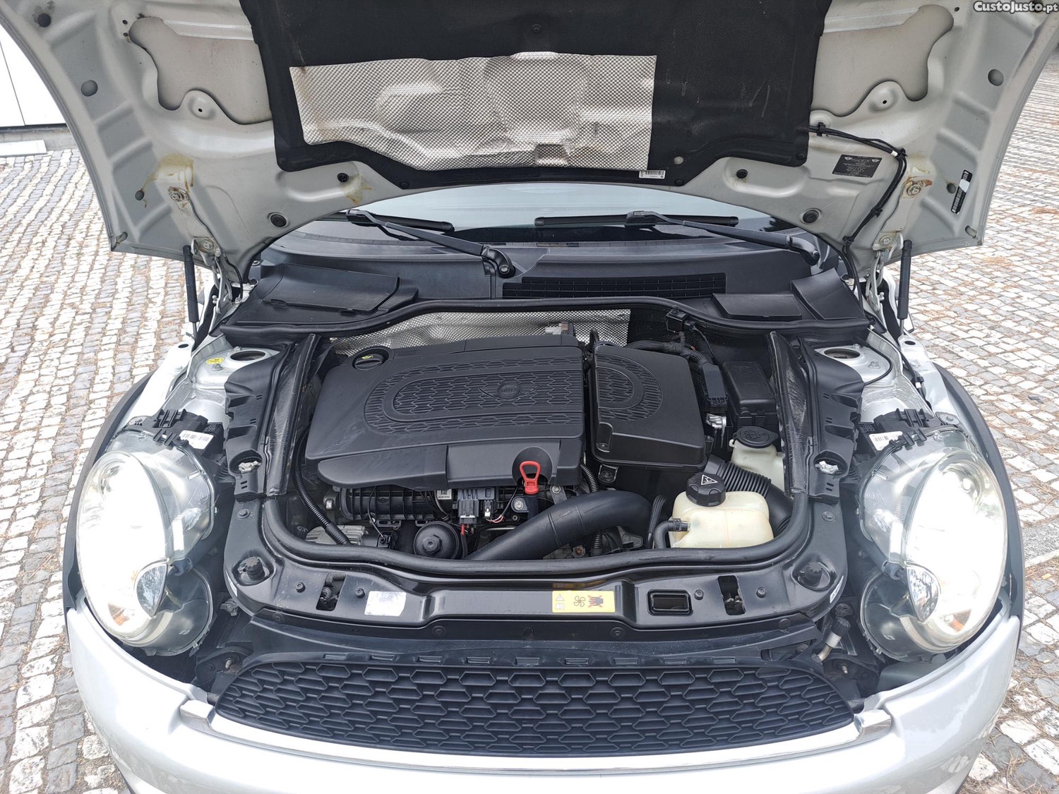 MINI Cooper SD 2.0 143 cv - MOTOR BMW. — fotografia 2
