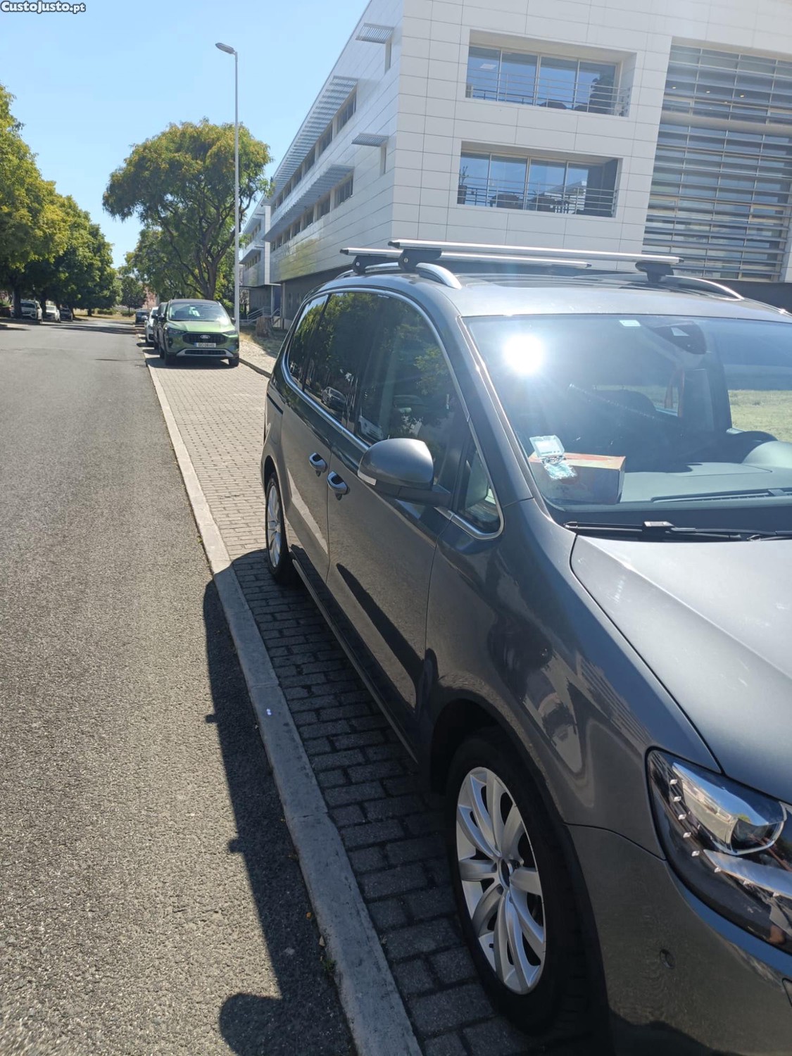 Volkswagen Sharan 2.0 Highline — fotografia 7