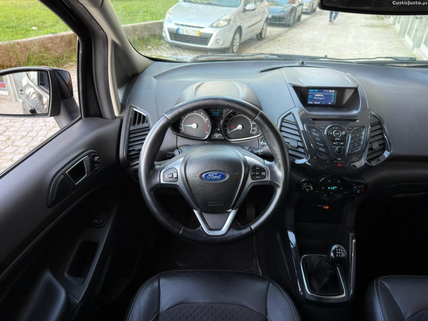 Ford EcoSport 1.0 EcoBoost Titanium Plus — fotografia 8