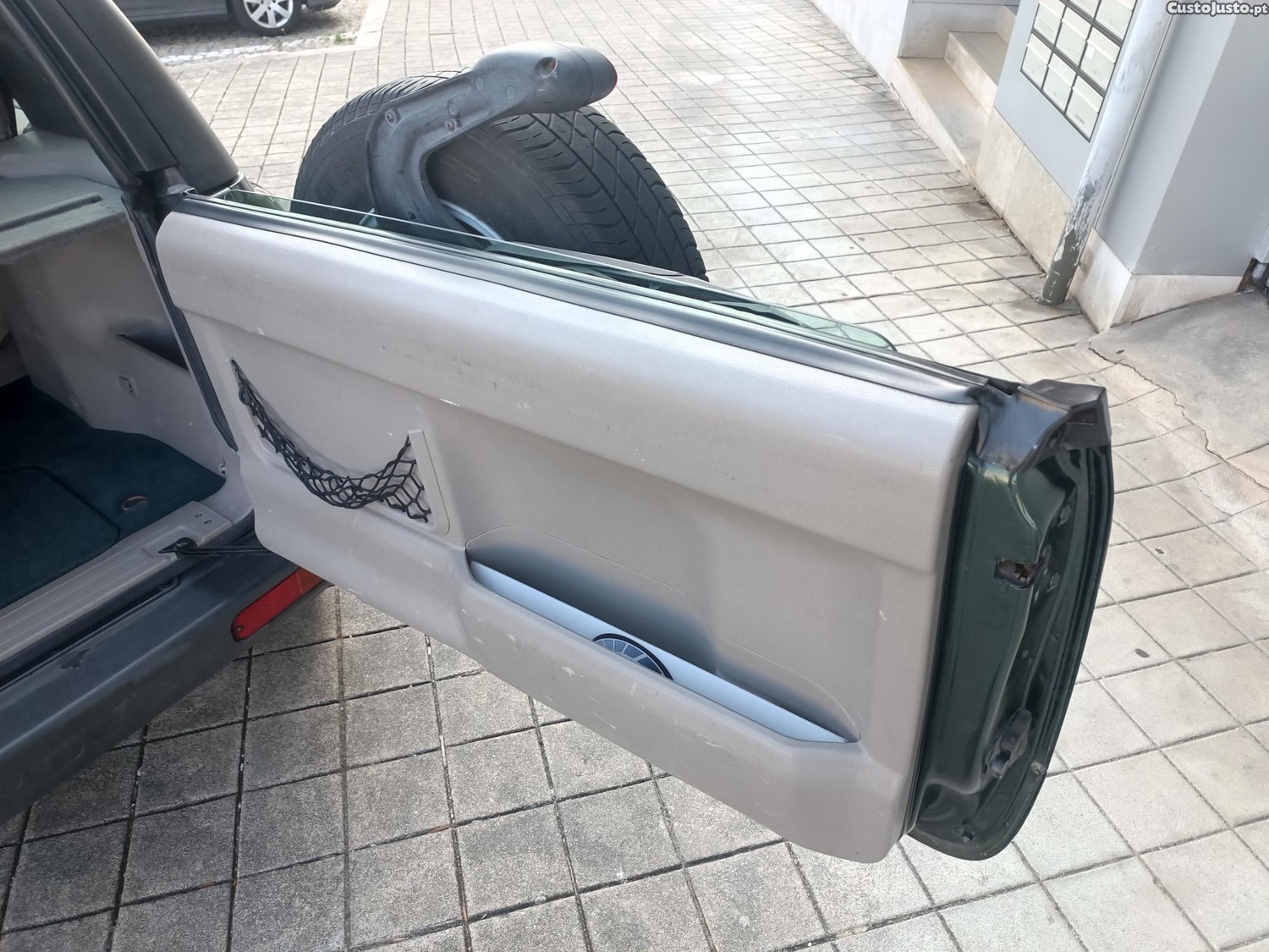 Land Rover Freelander 2.0 DI sport — fotografia 2