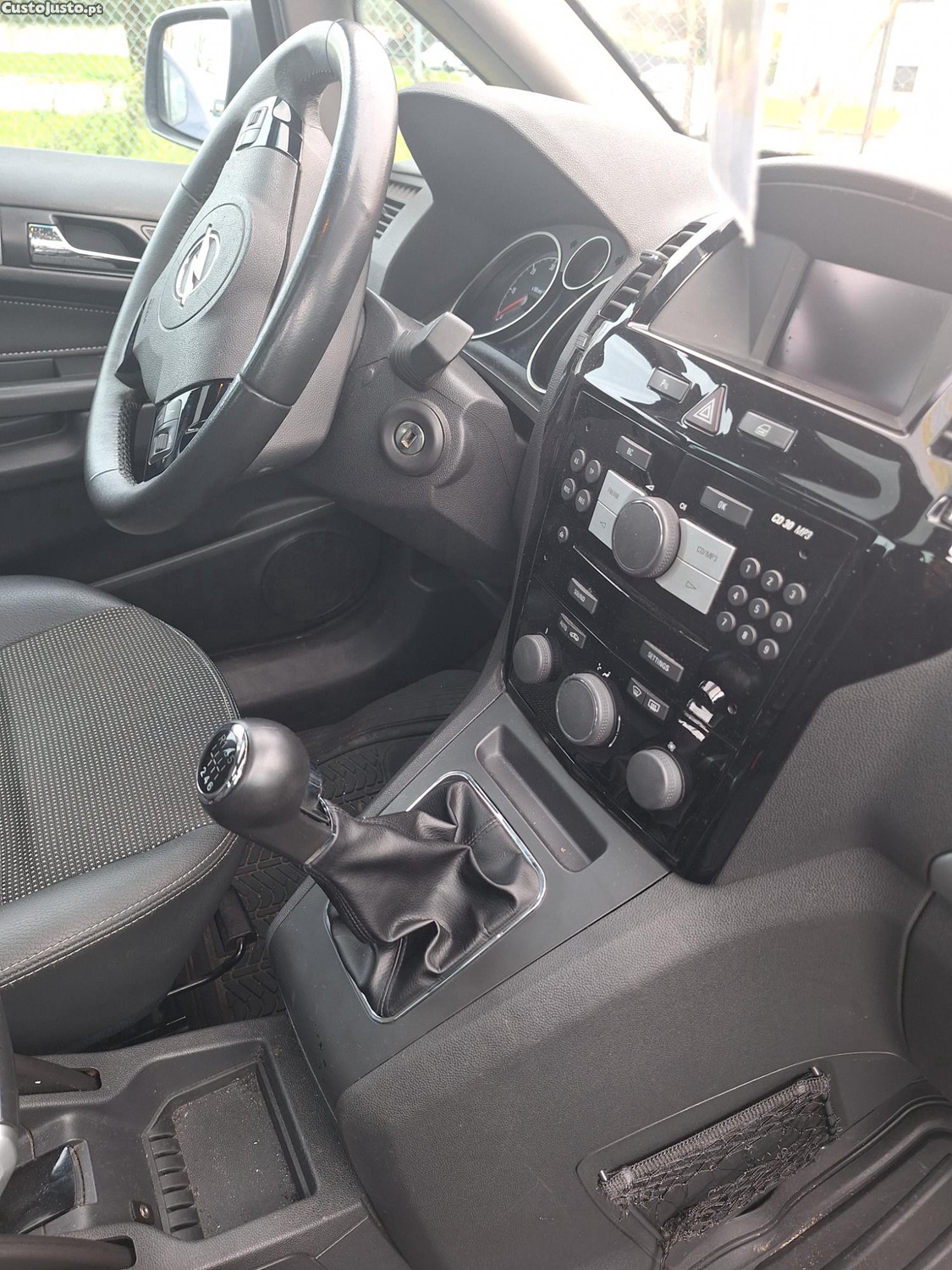 Opel Zafira 1.7 CDTI 7 LUGARES Duplo Teto Panorâmico Cortinas Elet.Novº. — fotografia 7