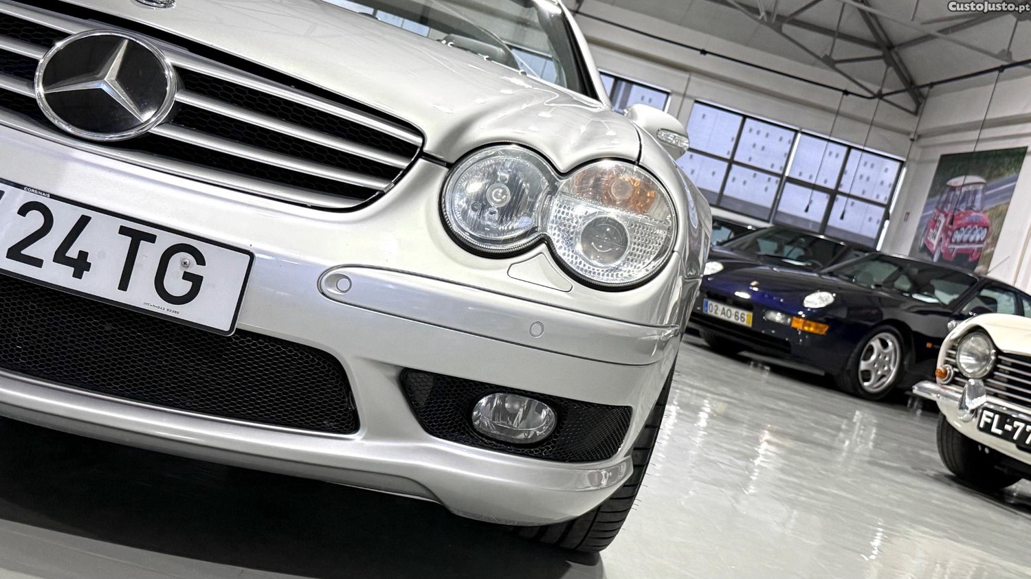 Mercedes-Benz Classe SL Cabrio — fotografia 17