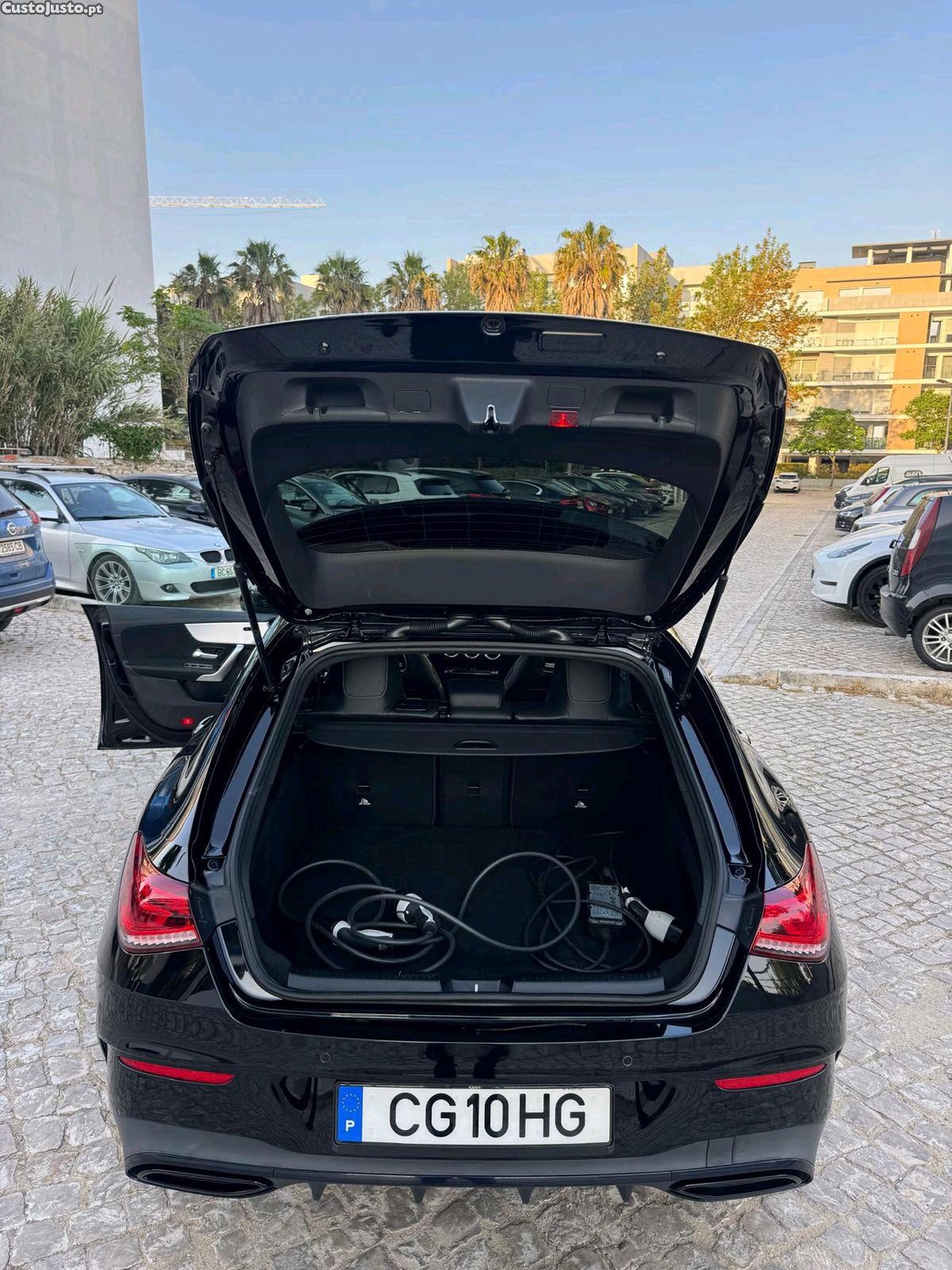Mercedes-Benz CLA 250 e AMG + Pack Nigth — fotografia 6