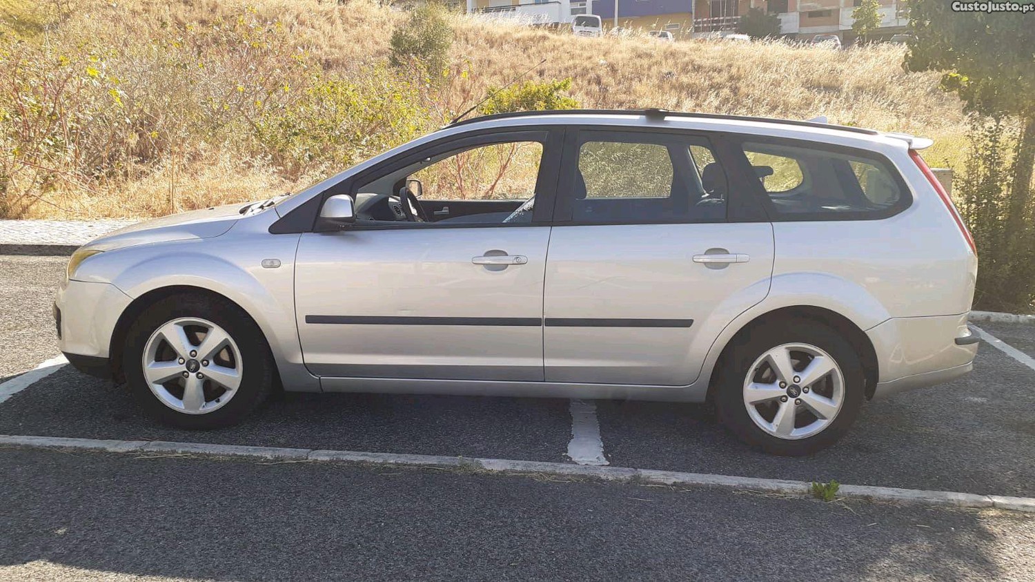 Ford Focus SW — fotografia 9