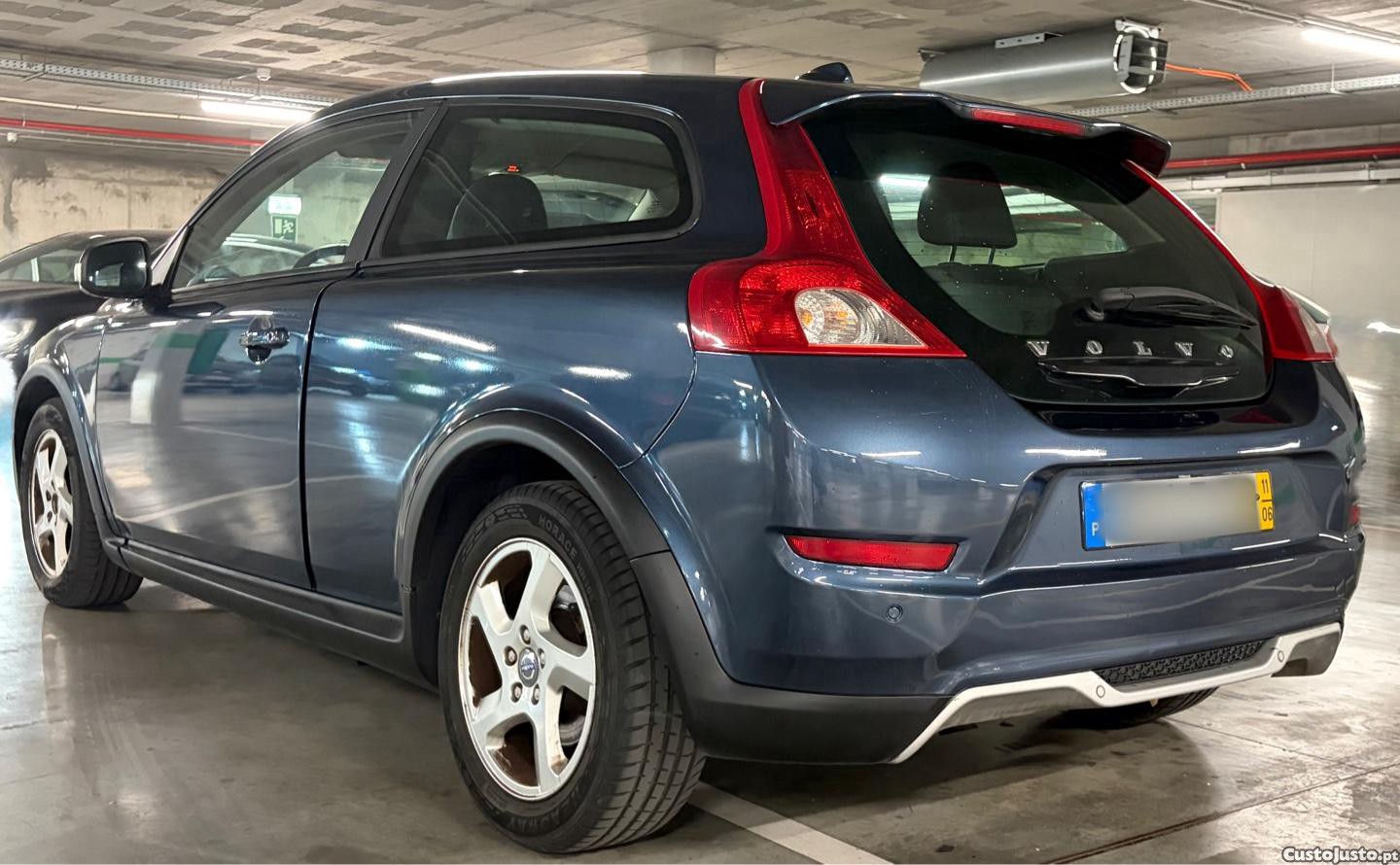 Volvo C30 1.6d DriveMomentum — fotografia 9