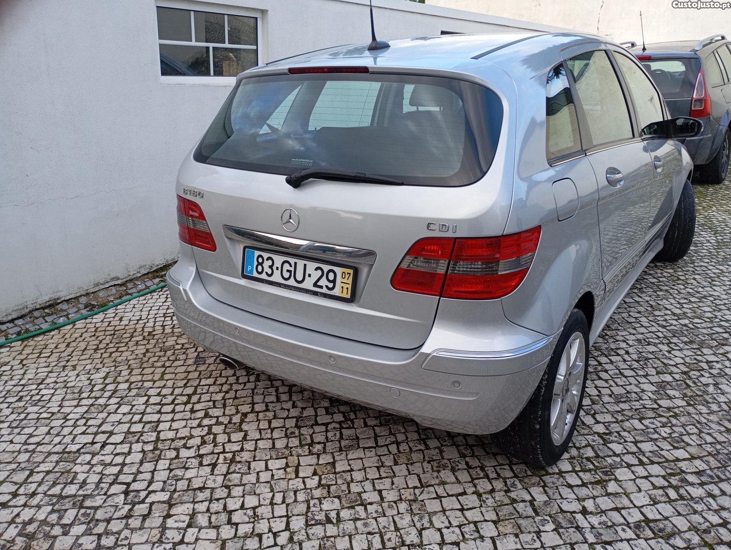 Mercedes-Benz B 180 180 Cdi - 07 foto 5