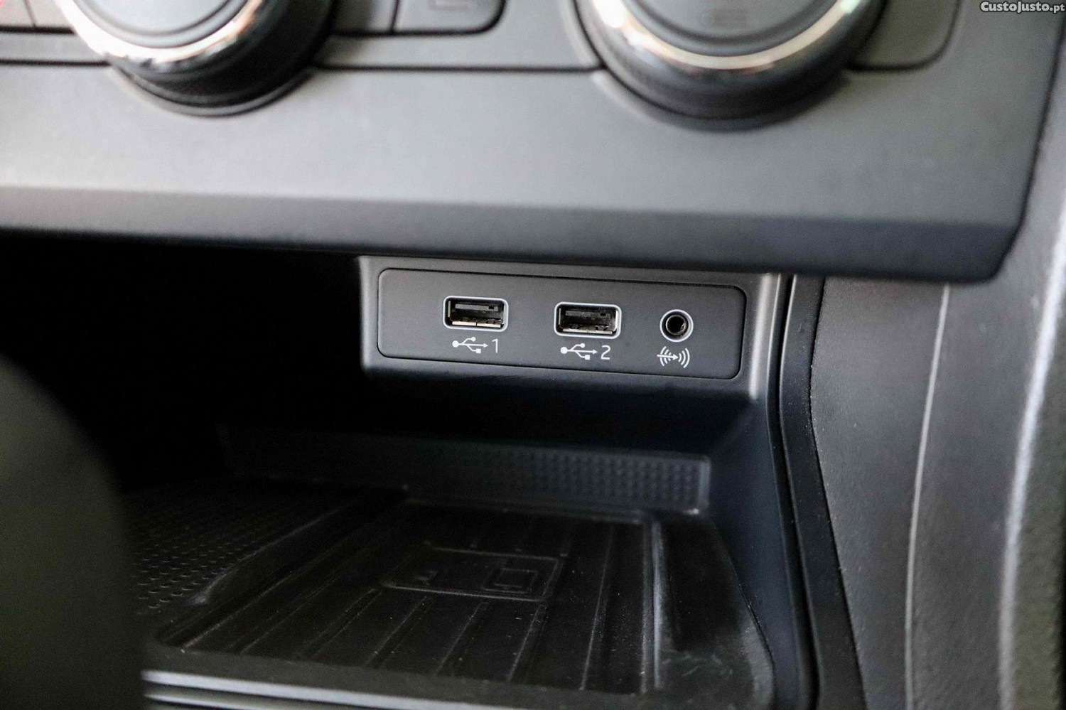 SEAT Leon 1.6 TDI Style DSG S/S — fotografia 3