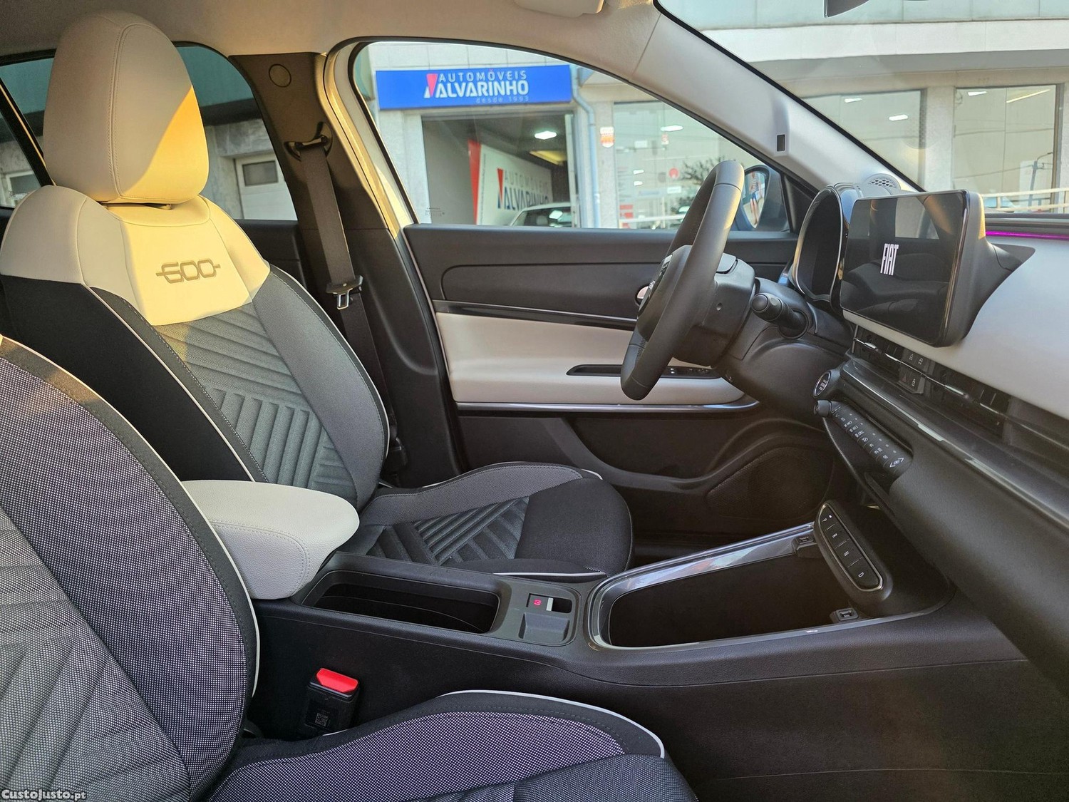 Fiat 600 1.2 Hybrid La Prima — fotografia 3