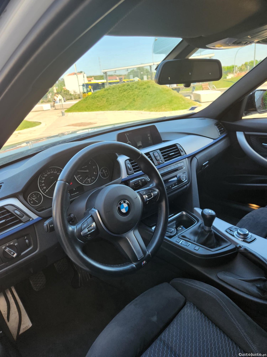 BMW 320 D PACK M - 14 — photo 3