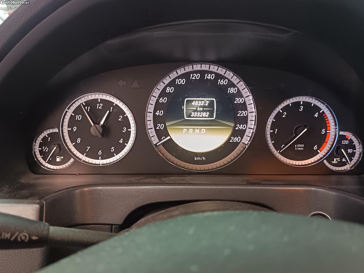 Mercedes-Benz E 200 200 Cdi — fotografia 6