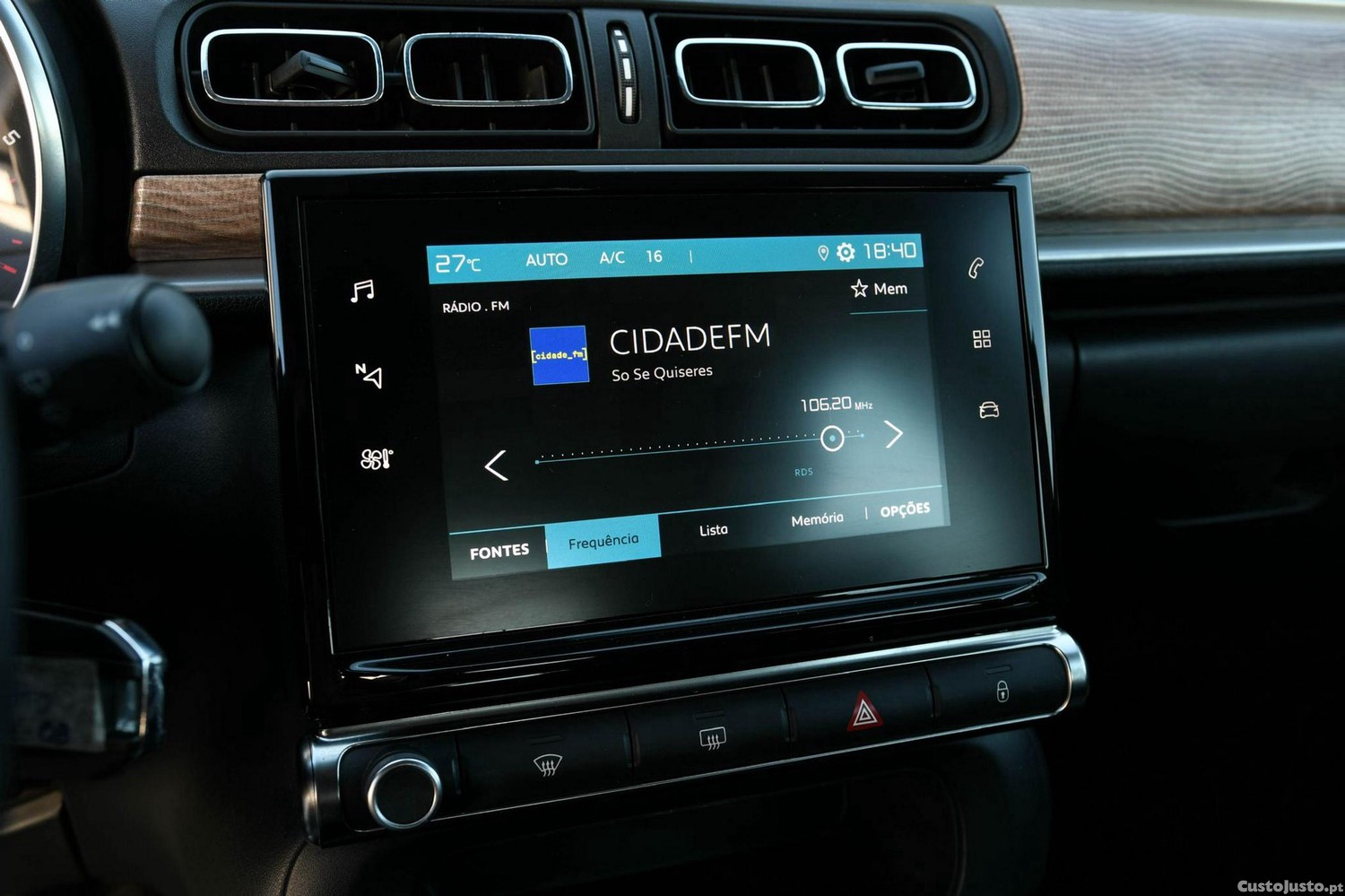 Citroën C3 1.2 PureTech Shine — fotografia 10