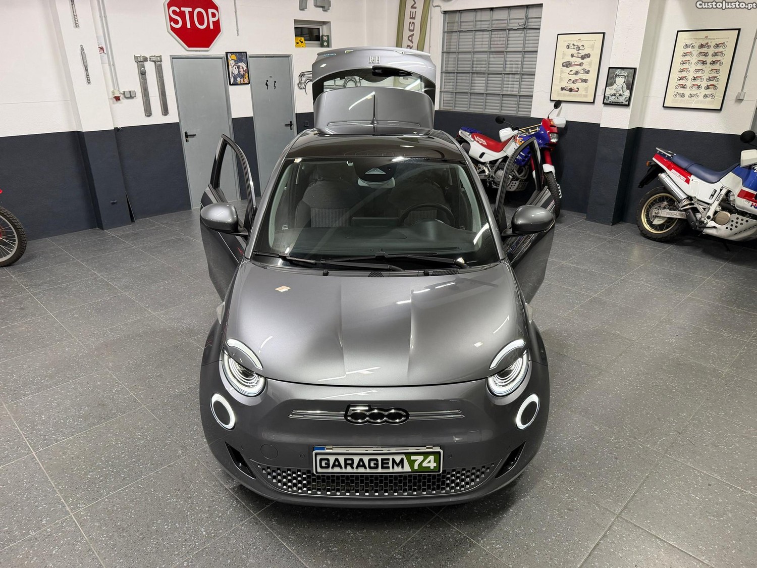 Fiat 500 e 42 kWh Icon — fotografia 22