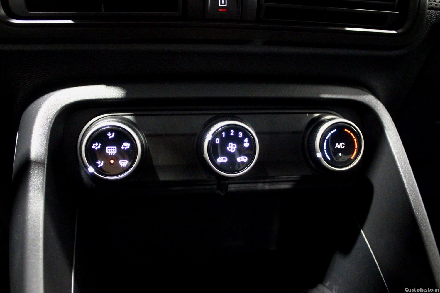 Citroën e-C3 44 KWH Plus — fotografia 6