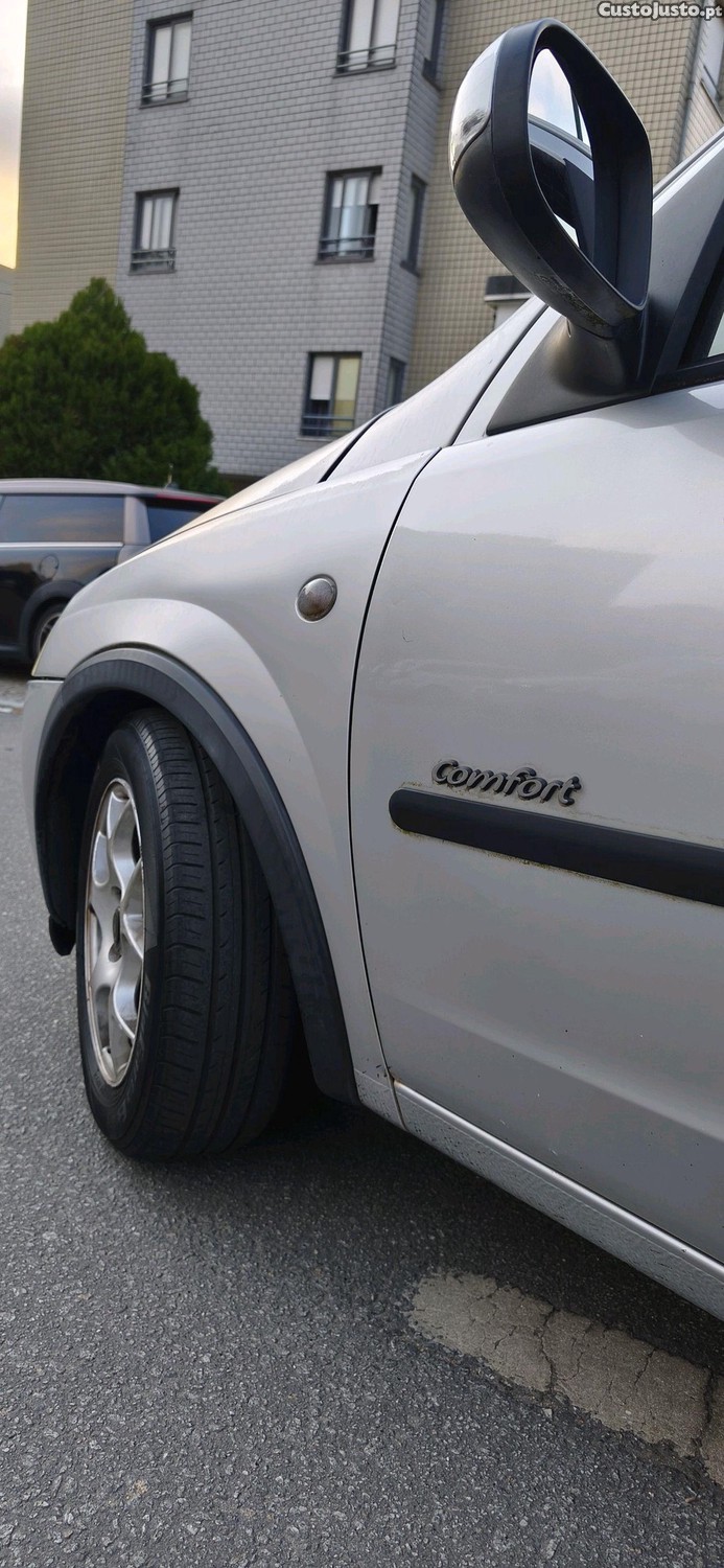 Opel Corsa Confort — fotografia 7