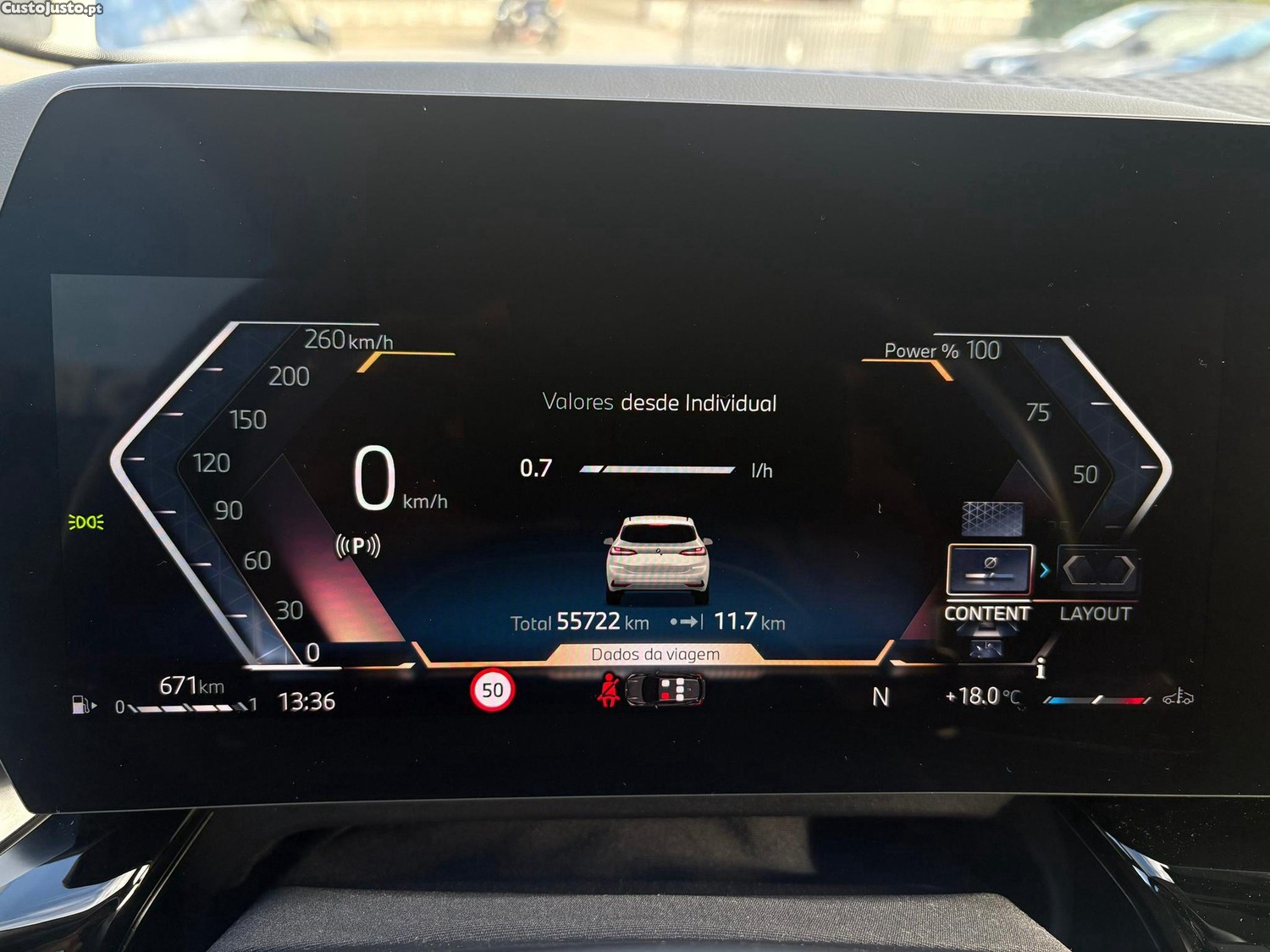 BMW 218 Active Tourer i Auto — fotografia 6
