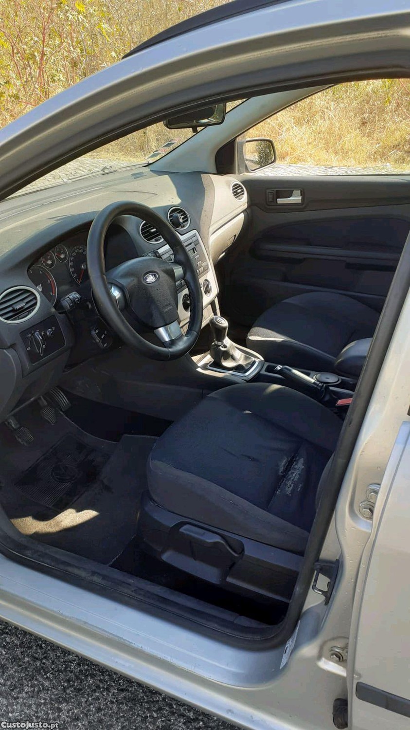 Ford Focus SW — fotografia 8