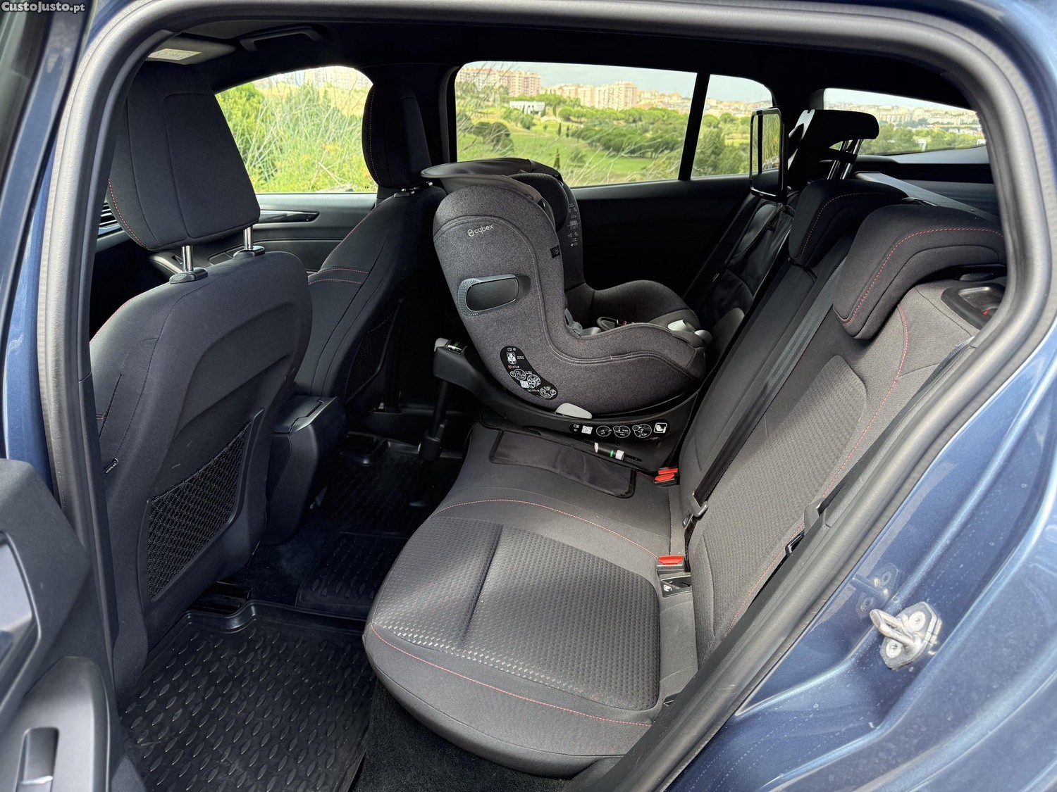 Ford Focus SW 1.0 EcoBoost ST-Line — fotografia 4