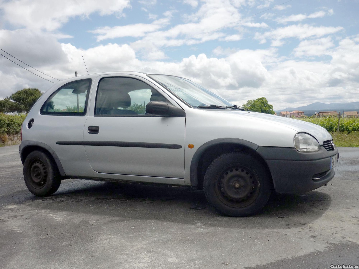 Opel Corsa 1.2i 16V — fotografia 8
