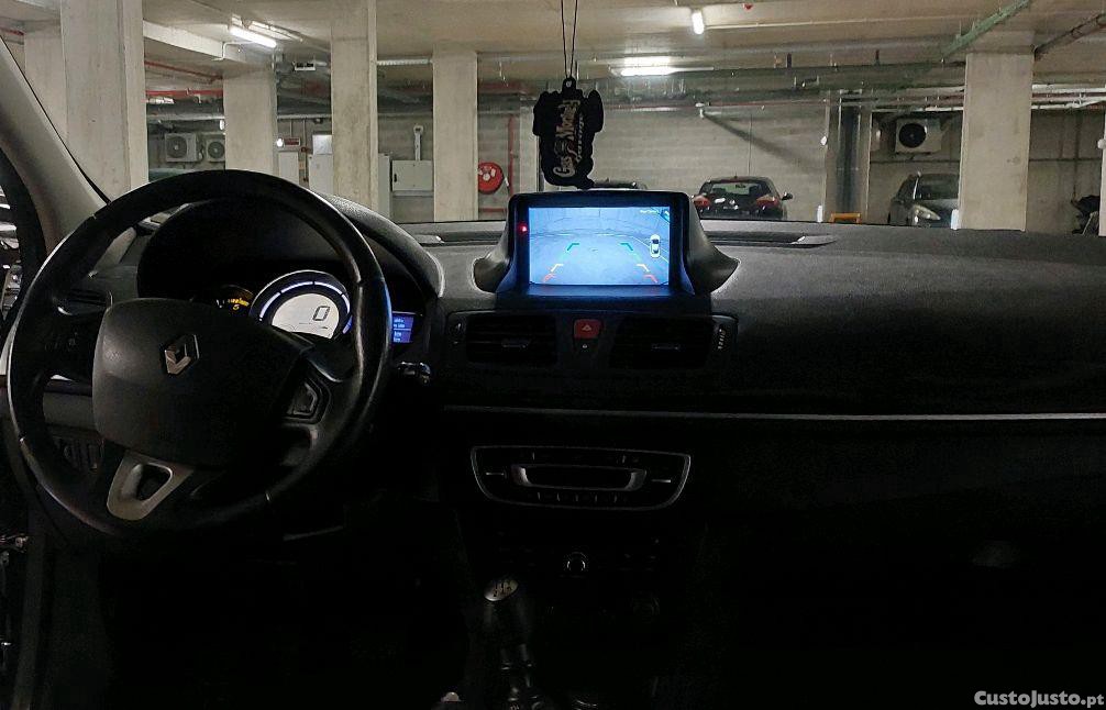 Renault Mégane Diesel 1.5 Luxe Coupe 2009 — fotografia 5