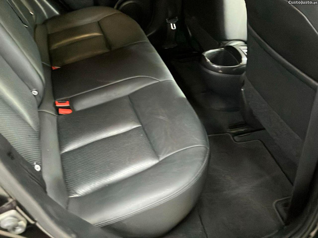 Nissan Juke 1.6 Tekna Xtronic — fotografia 7