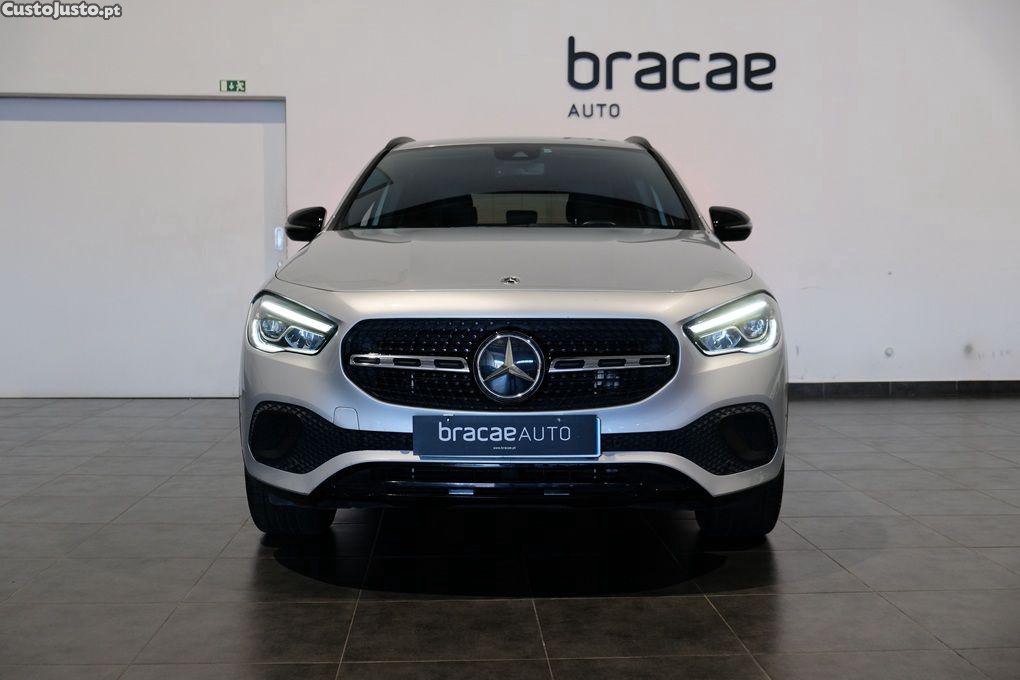Mercedes-Benz GLA 250 e 8G-DCT Progressive — fotografia 22
