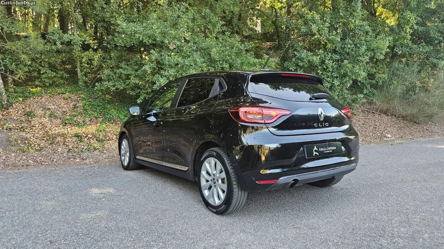 Renault Clio 1.0 TCe Intens — fotografia 6
