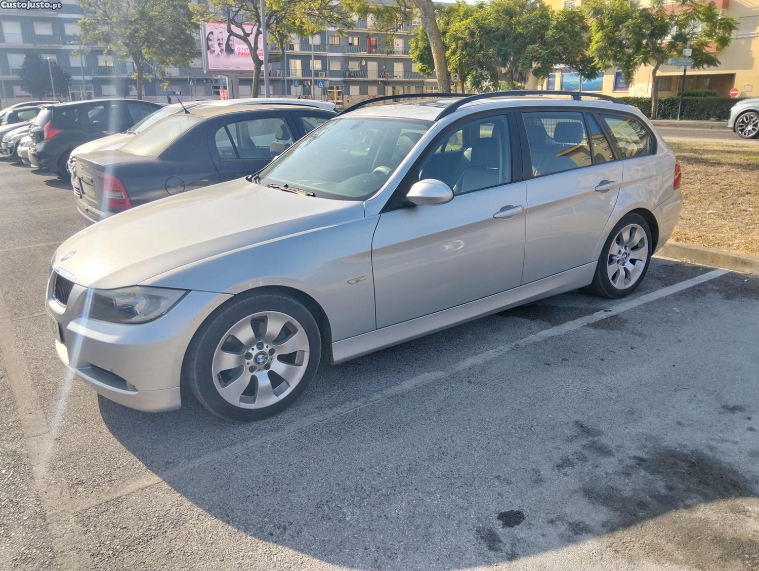 BMW 320 dTouring — fotografia 2