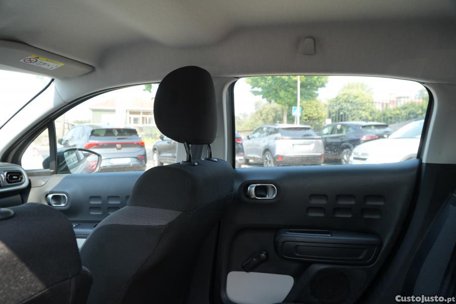 Citroën C3 1.2 PureTech Feel — fotografia 4