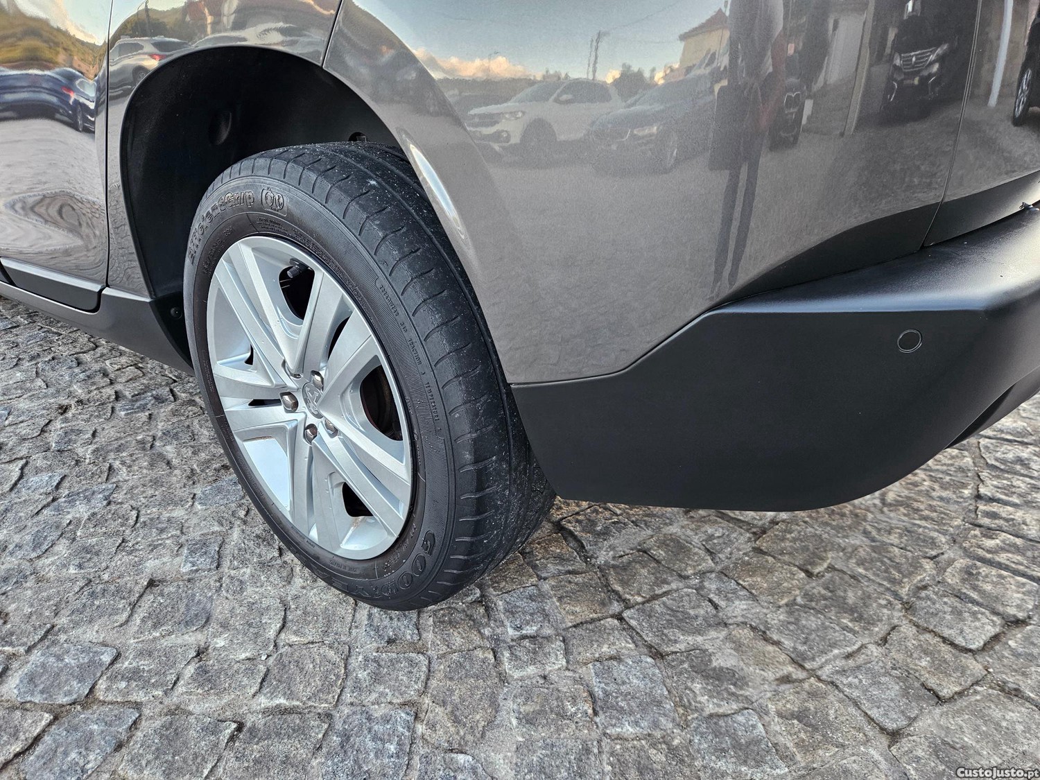 Peugeot 2008 1.2 Style — fotografia 17