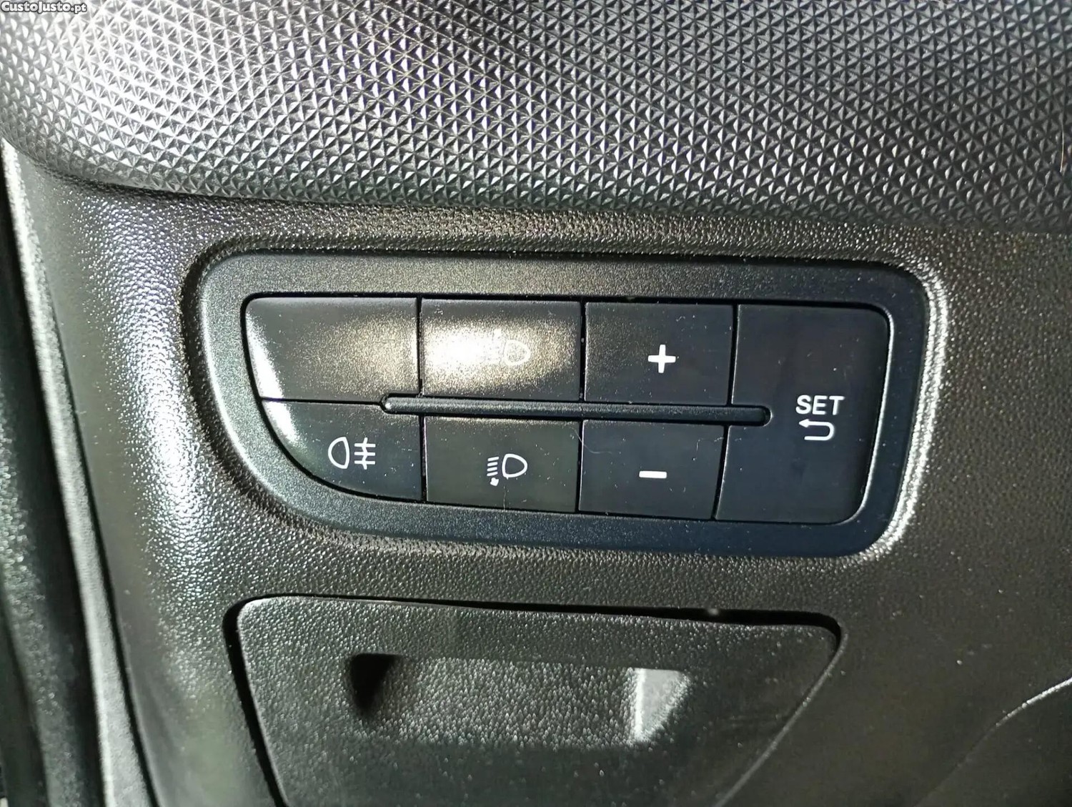 Fiat Punto 1.3 M-Jet Easy S&S — fotografia 13