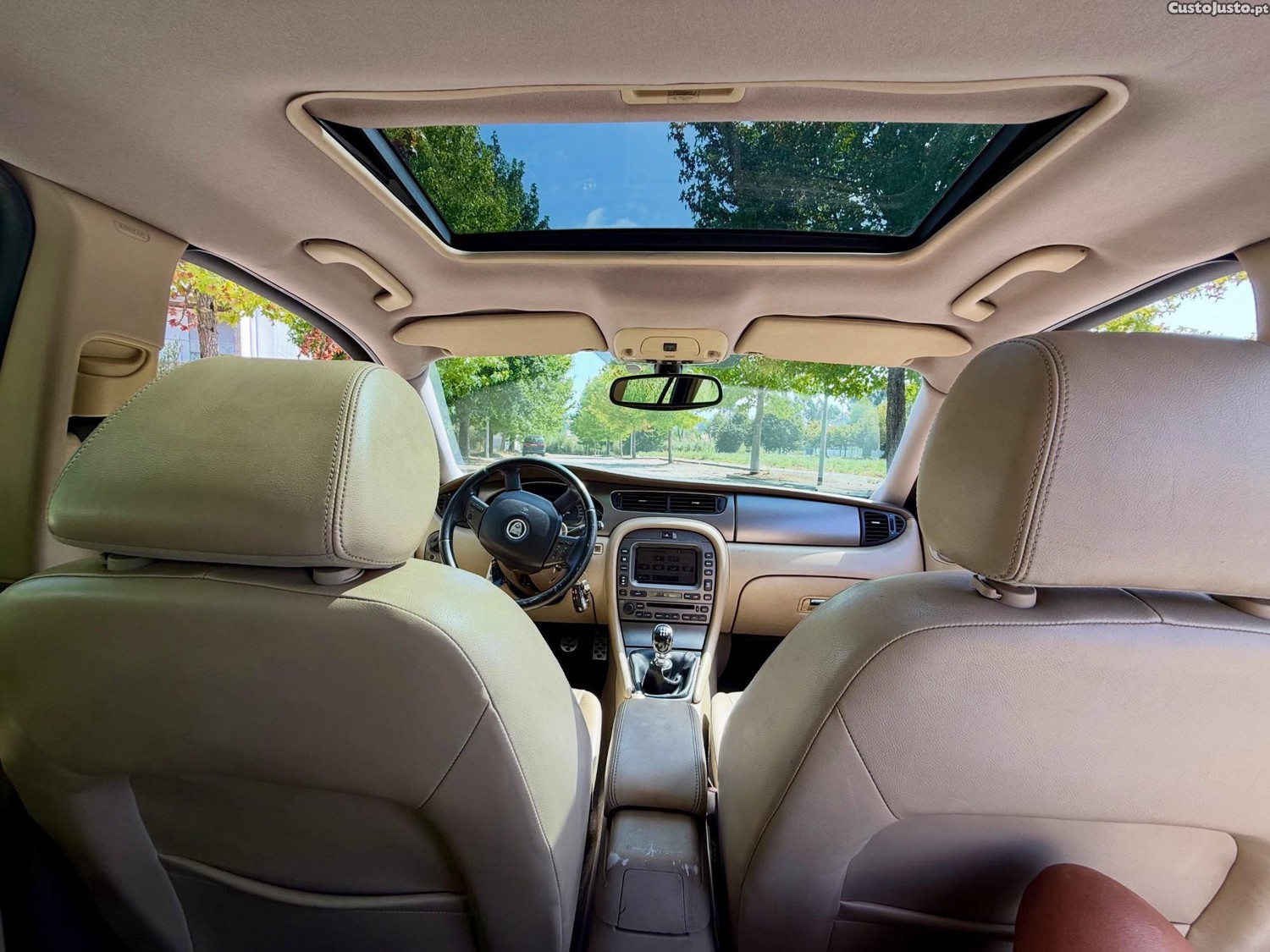 Jaguar X-Type 2.0D (Iuc antigo) — fotografia 5