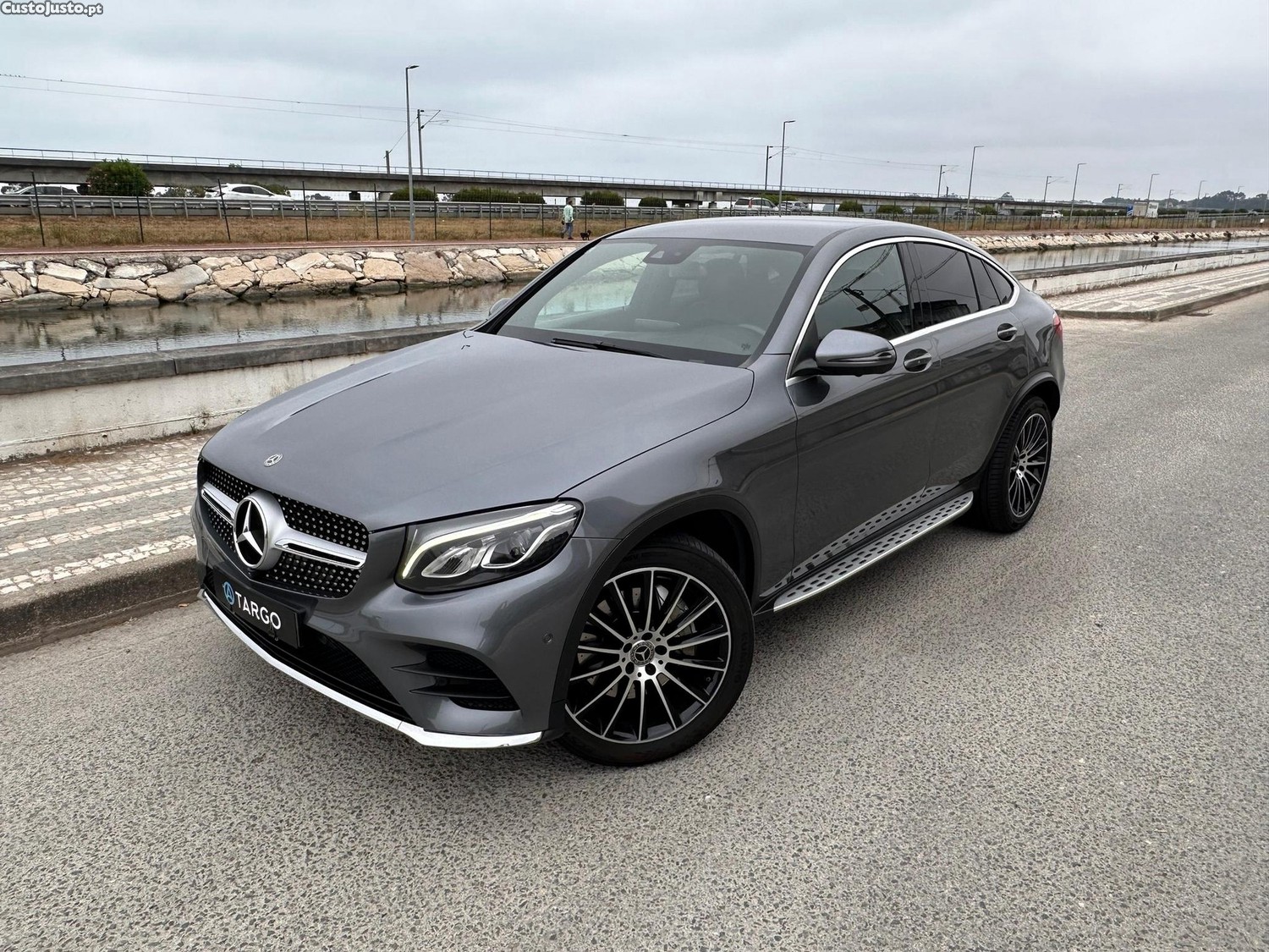 Mercedes-Benz GLC 250 d Coupé AMG Line 4-Matic — fotografia 18