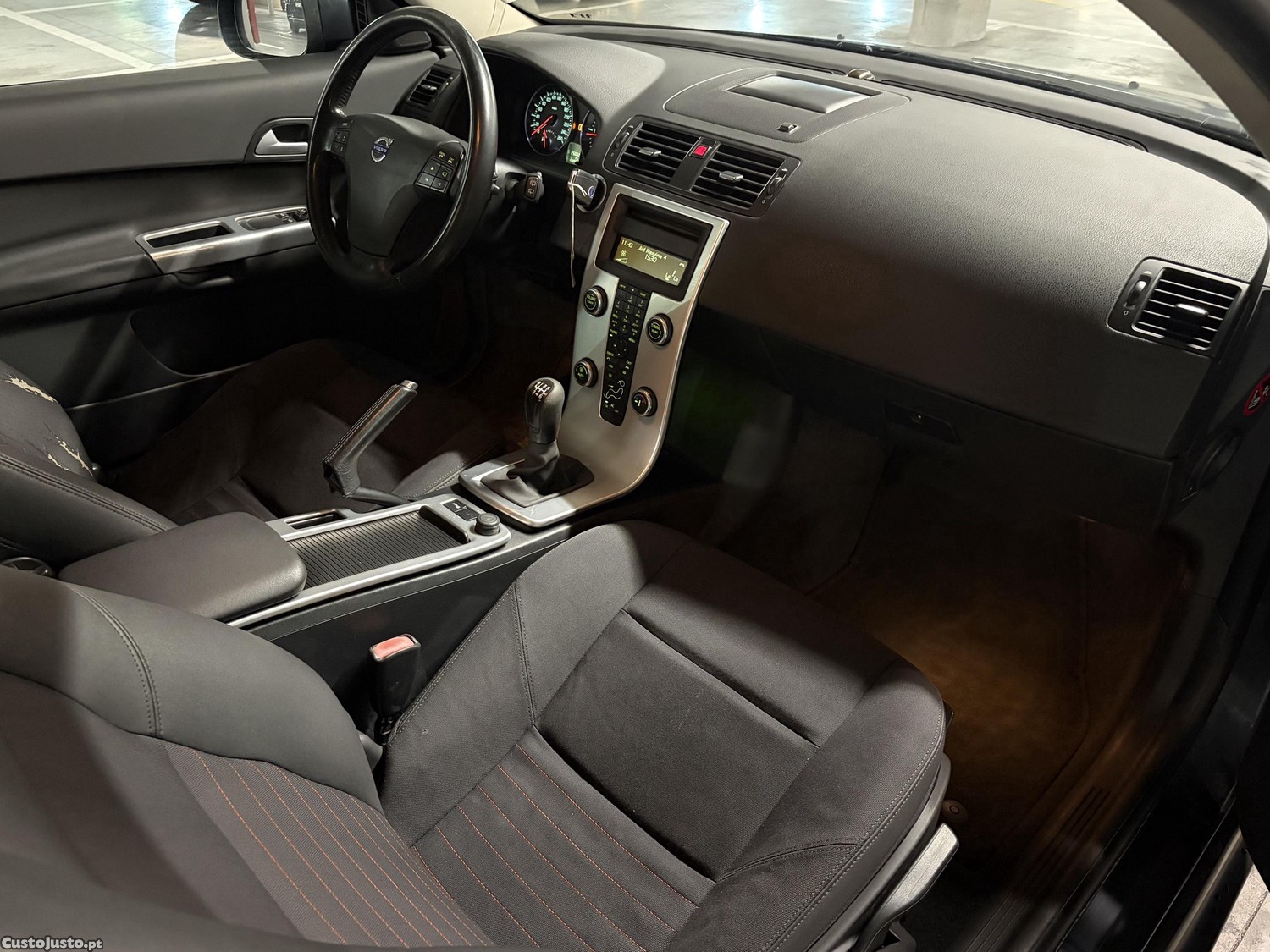 Volvo C30 1.6d DriveMomentum — fotografia 3